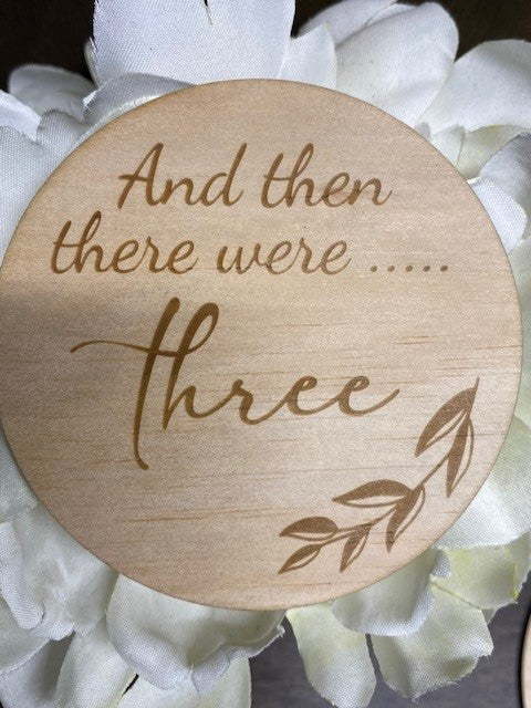 Baby Birth Announcement Wooden disc