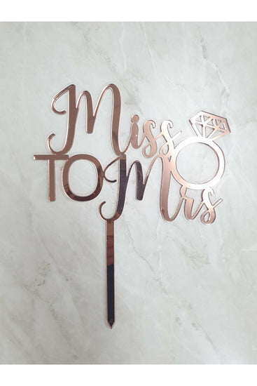 Cake Topper; cake topper Queensland, cake topper , engagement.