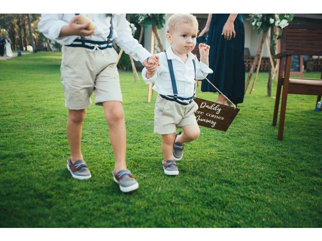 page boy,wedding,wooden,signs