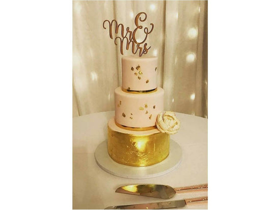 cake toppers,cake decorating,wedding cakes, engagement cakes.