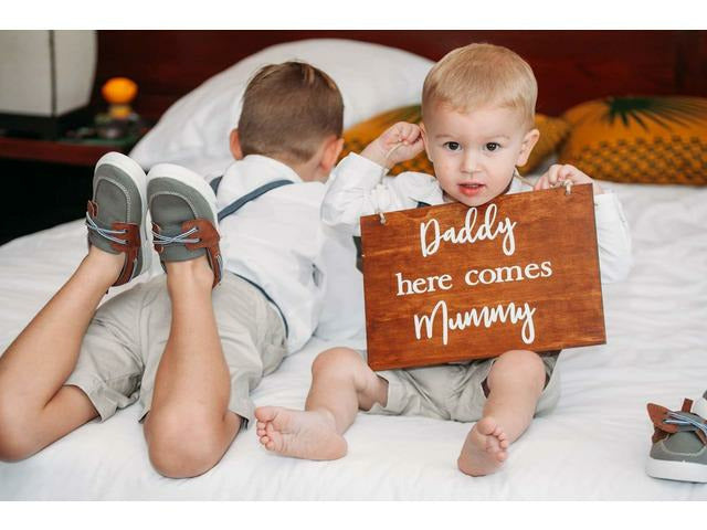 page boy,wedding,wooden,signs